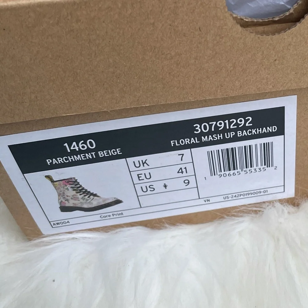 ⚜️ Dr. Martens floral combat boots SZ 9 - Picture 7 of 12